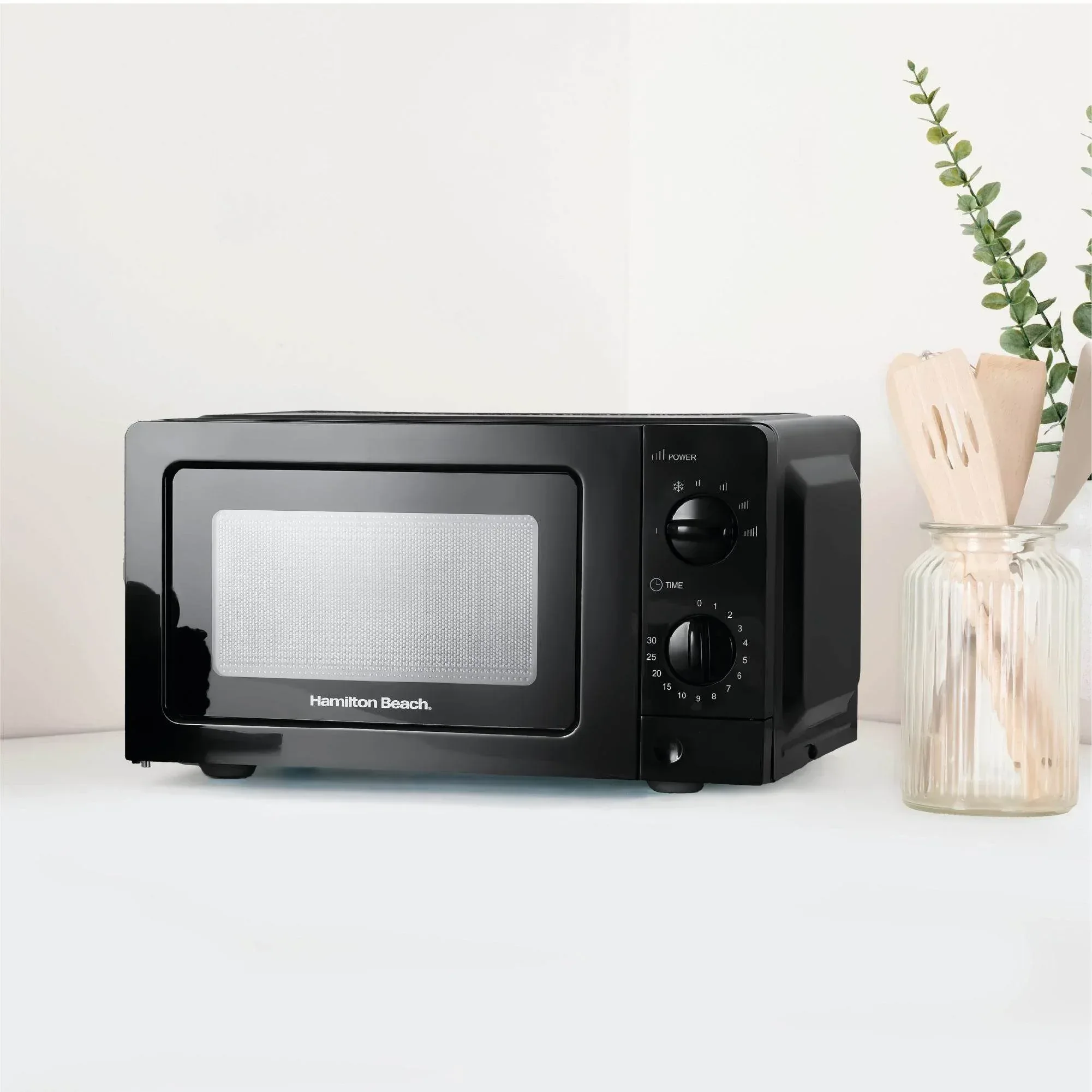 Hamilton Beach 20L Standard Microwave - Black - Image 5