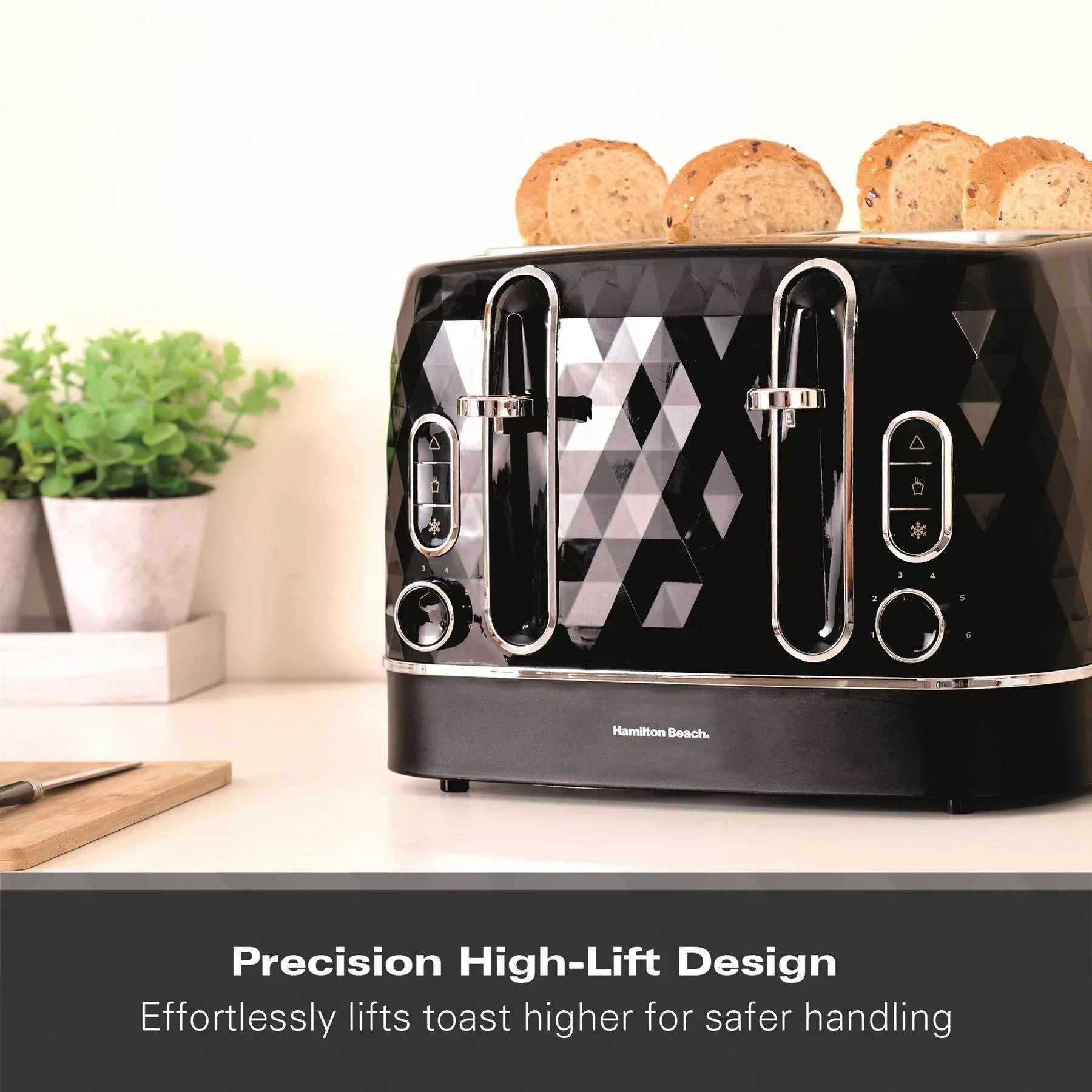 Hamilton Beach Diamond 4 Slice Toaster - Black - Image 4
