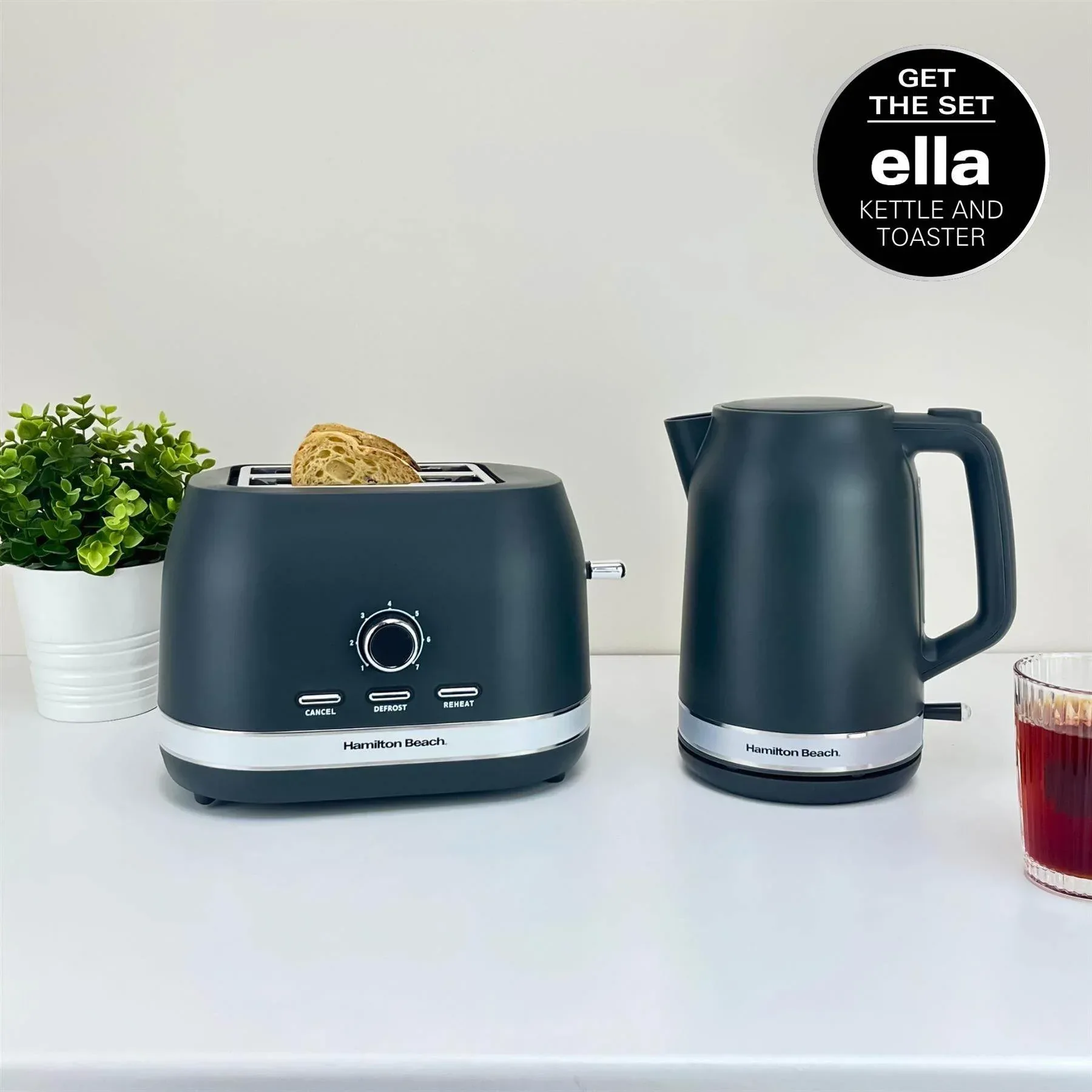 Hamilton Beach Ella 2 Slice Toaster - Matte Charcoal - Image 9