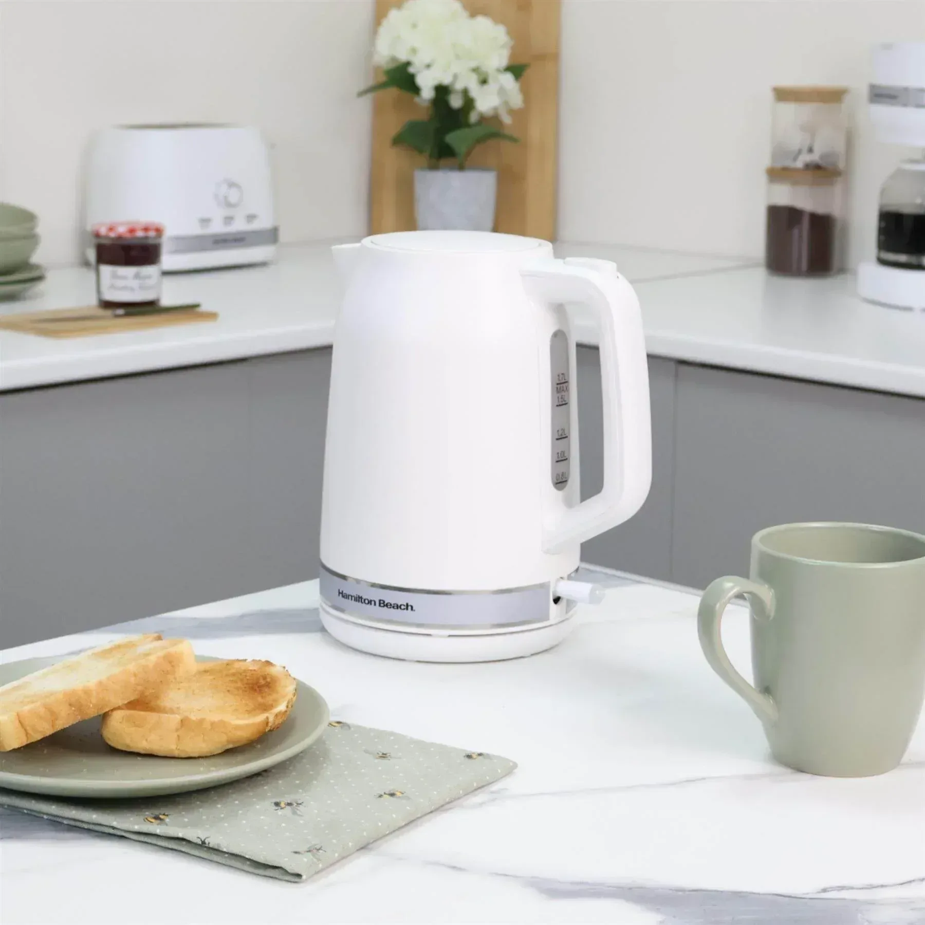 Hamilton Beach Ella Kettle & Toaster Set - Matte White - Image 3