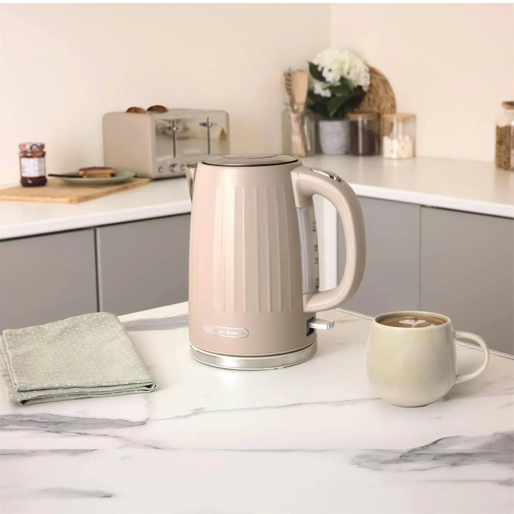 Hamilton Beach Harmony Kettle & Toaster Set - Cappuccino - Image 3