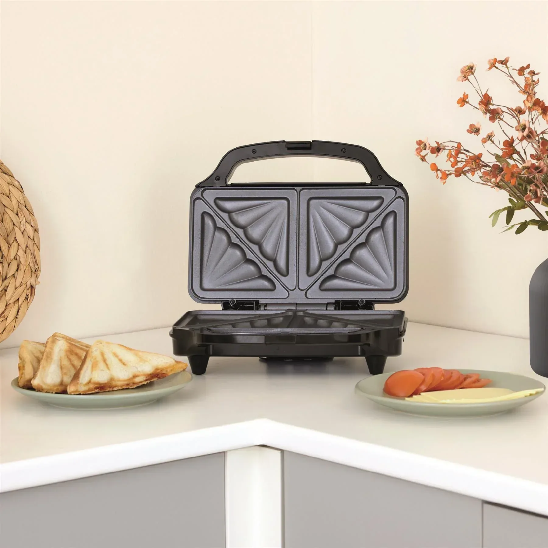 Hamilton Beach Rise Polished Kettle, 4 Slice Toaster & Deep Fill Sandwich Toaster Set - Silver - Image 7