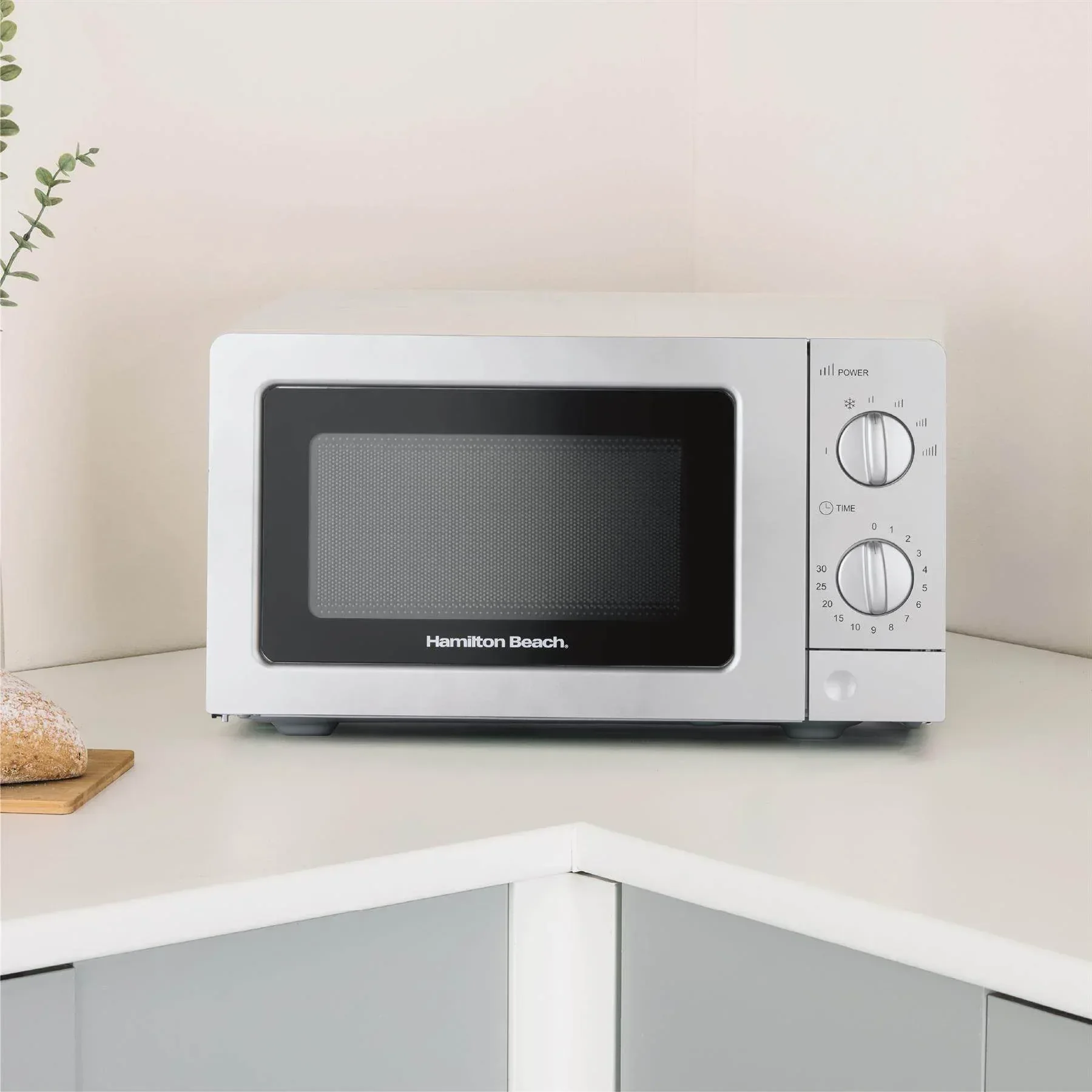 Hamilton Beach Rise Kettle, Toaster & Microwave Set - Polished - Image 5