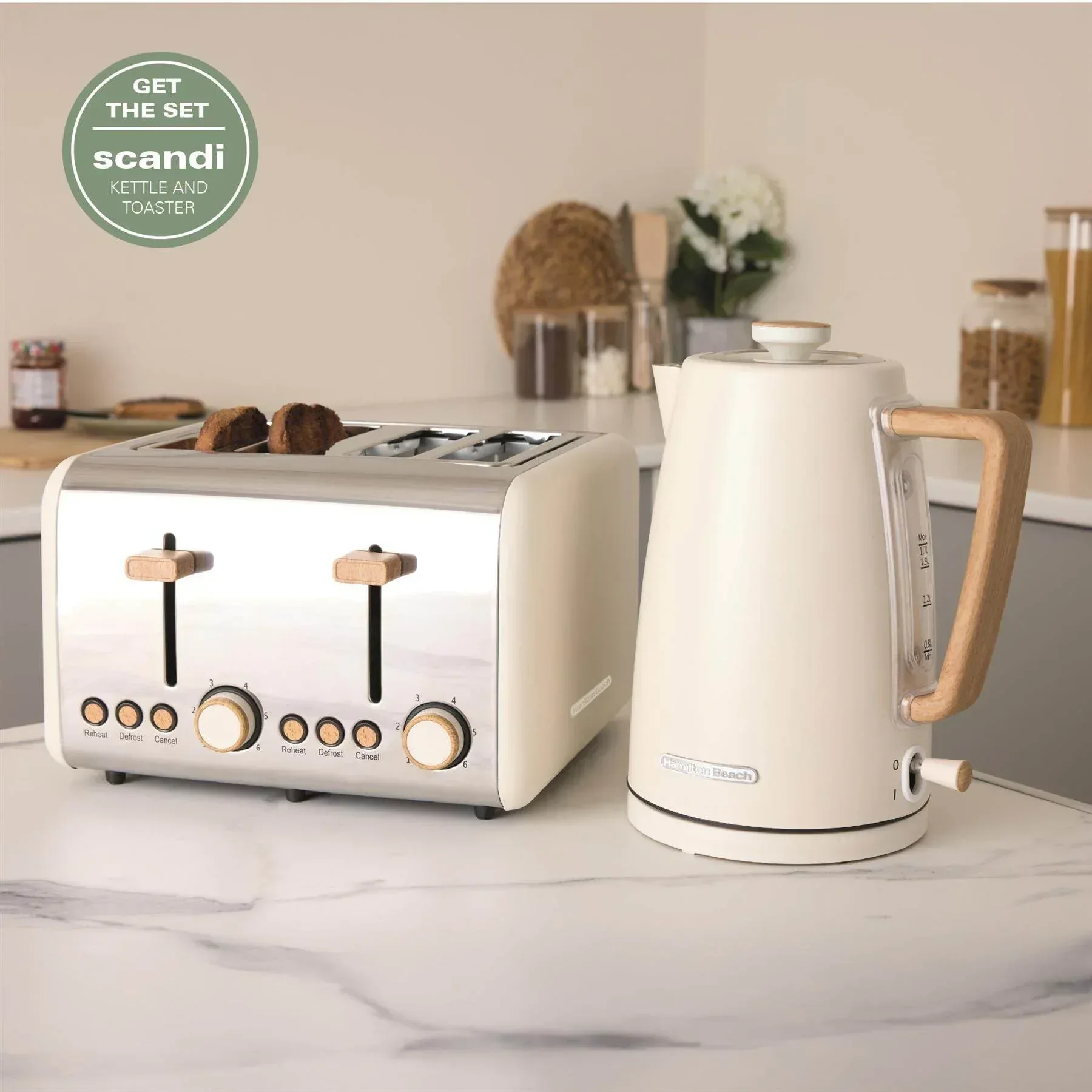 Hamilton Beach Scandi 4 Slice Toaster - Matte Cream with Wood Effect - Image 11